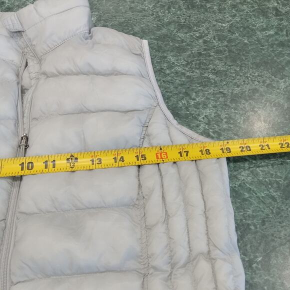 32 Degree Heat Women’s Full Zip Puffer Vest Gray Medium, Soft Lightweight Euc - Picture 10 of 13